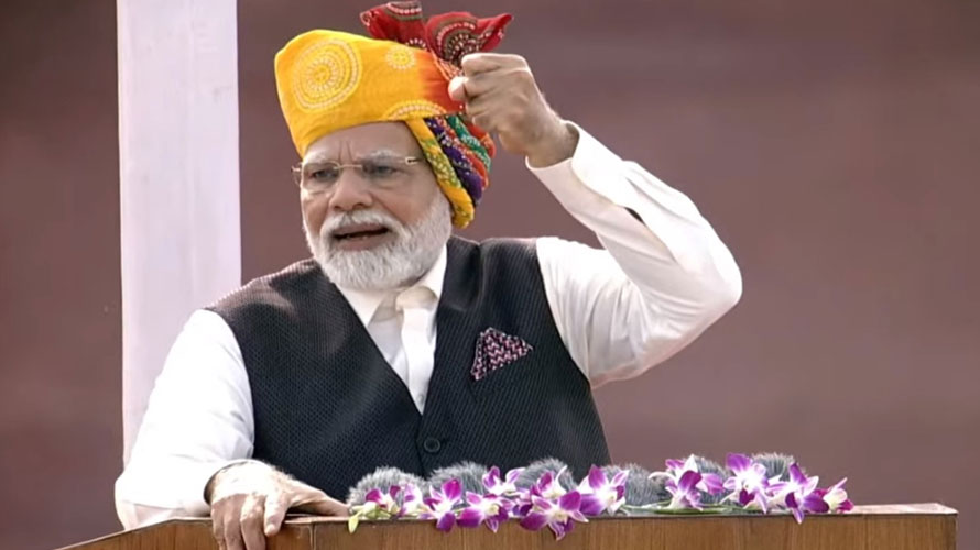 ଲାଲକିଲ୍ଲାରୁ ପ୍ରଧାନମନ୍ତ୍ରୀ ମୋଦୀଙ୍କ ବଡ଼ ଘୋଷଣା : ଆରମ୍ଭ ହେବ ‘ବିଶ୍ୱକର୍ମା ଯୋଜନା’, ଜାଣନ୍ତୁ କିଏ ଏହାର ଲାଭ ପାଇବେ