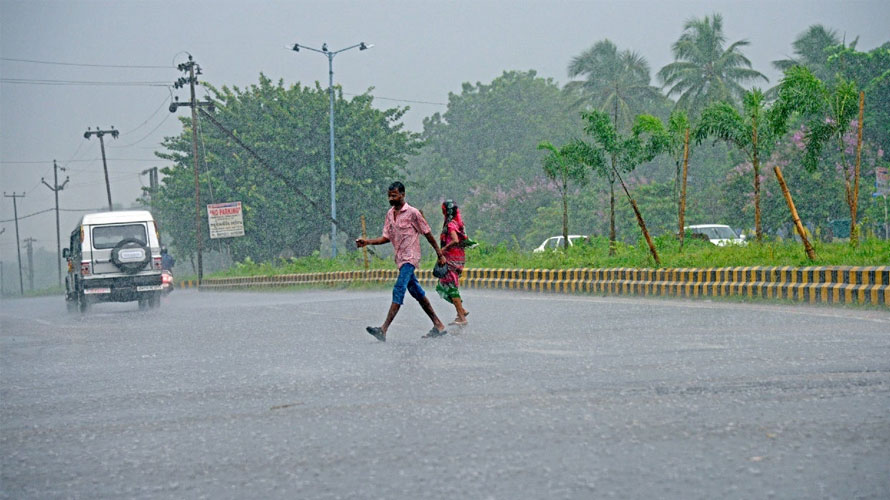 ରାଜ୍ୟରେ ମୌସୁମୀ ନିଷ୍କ୍ରିୟ : ୧୨ରେ ଘୂର୍ଣ୍ଣିବଳୟ ପରେ ବଢ଼ିବ ବର୍ଷା