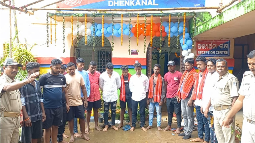 ଗଣେଷ ପୂଜା ଭସାଣୀରେ ପୁଲିସକୁ ଆକ୍ରମଣ ଘଟଣାରେ ୧୬ଗିରଫ