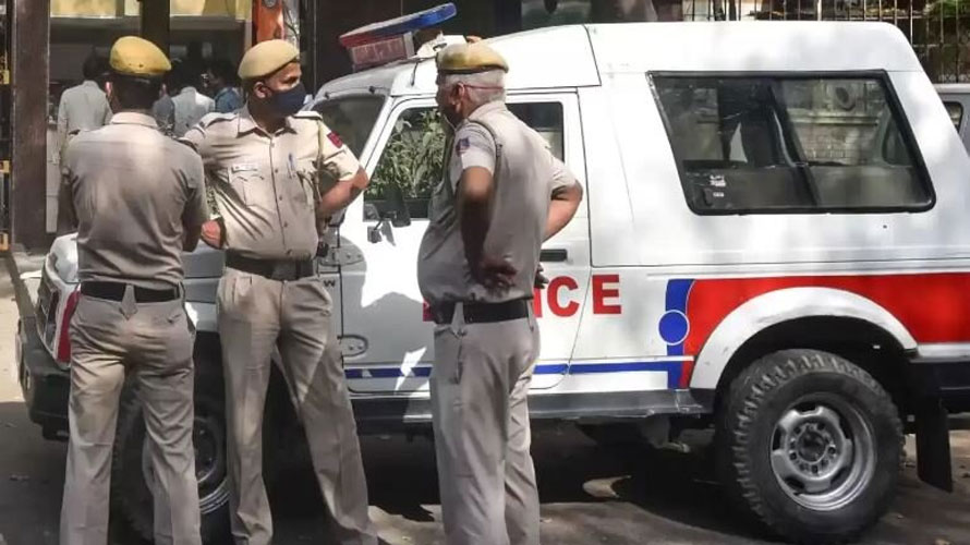 ‘ନ୍ୟୁଜ୍ କ୍ଲିକ୍’ର ସାମ୍ବାଦିକଙ୍କ ଘରେ ଦିଲ୍ଲୀ ପୁଲିସର ଚଢ଼ାଉ; ଫୋନ୍, ଲାପଟପ୍ ଜବତ