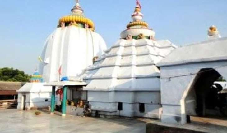 ଆଜି ବଡ଼ଓଷା: ବଡସିଂହାର ବେଶରେ ଦର୍ଶନ ଦେଉଛନ୍ତି ବାବା ଧବଳେଶ୍ଵର