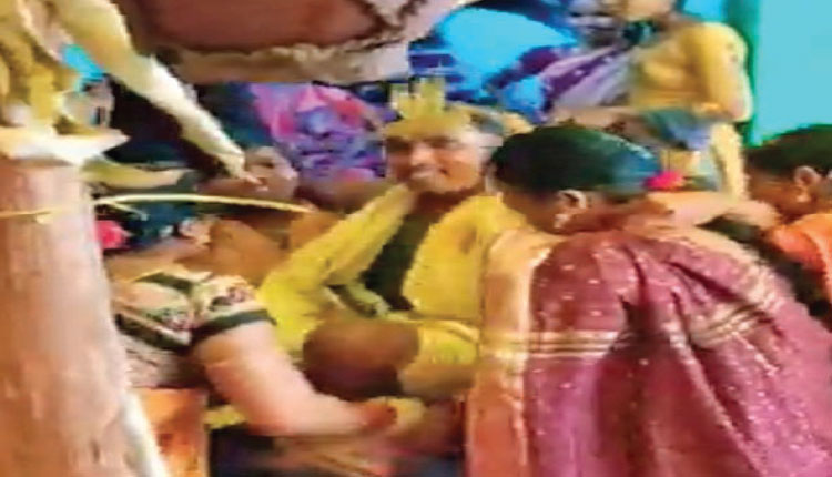 ଆଦିବାସୀ ବହୁଳ ଅଞ୍ଚଳରେ ହେଉଥିବା ବାହାଘରର ସ୍ୱତନ୍ତ୍ର ପରମ୍ପରା ‘ଦୁଲା ନଚା’