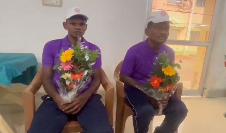 ମାଲକାନଗିରି ପୁଲିସ ନିକଟରେ ଆତ୍ମସମର୍ପଣ କଲେ ଦୁଇ କୁଖ୍ୟାତ ମାଓବାଦୀ