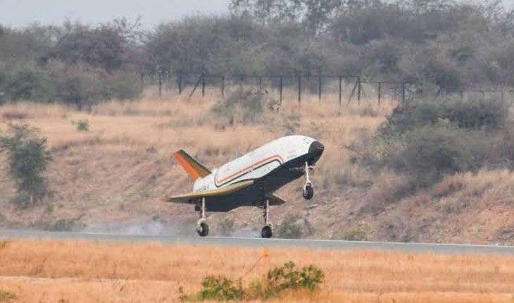 ଇସ୍ରୋକୁ ବଡ଼ ସଫଳତା: ‘ପୁଷ୍ପକ’ ବିମାନର ହେଲା ସଫଳ ପରୀକ୍ଷଣ