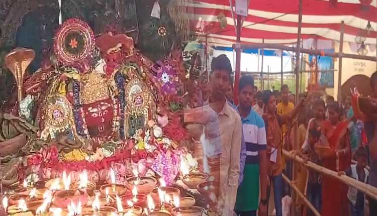 ପଣାସଂକ୍ରାନ୍ତି ଅବସରରେ ଭକ୍ତଙ୍କୁ ସୁନାବେଶରେ ଦର୍ଶନ ଦେଉଛନ୍ତି ଘଟଗାଁ ମା’ ତାରିଣୀ