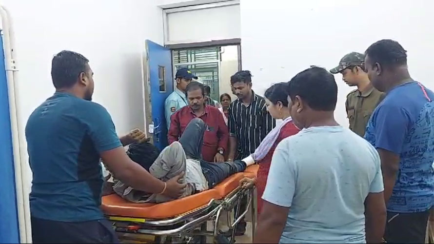 କୁଖ୍ୟାତ ଅପରାଧୀ ସୁବାସ ଖୁଣ୍ଟିଆକୁ ଏନ୍‌କାଉଣ୍ଟର : ଗୋଡ଼ରେ ବାଜିଛି ଗୁଳି, ଚିକିତ୍ସା ପାଇଁ କଟକ ସ୍ଥାନାନ୍ତର
