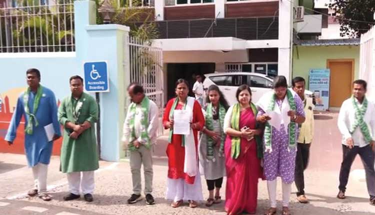 ବିଜେପି କର୍ମୀଙ୍କ ଗୁଣ୍ଡାରାଜ ପ୍ରତିବାଦରେ ସିଇଓଙ୍କୁ ଫେରାଦ ହେଲା ବିଜେଡି