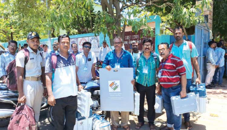 ଆସନ୍ତାକାଲି ରାଜ୍ୟରେ ଦ୍ବିତୀୟ ପର୍ଯ୍ୟାୟ ଭୋଟ, ବୁଥ୍‌‌ମୁହାଁ ପୁଲିଂ ପାର୍ଟି