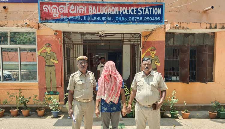 ଆନ୍ତଃ ରାଜ୍ୟ ବାଇକ ଲୁଟେରା ଗିରଫ; ୨ ସ୍କୁଟି ଓ ଗୋଟିଏ ବାଇକ ଜବତ
