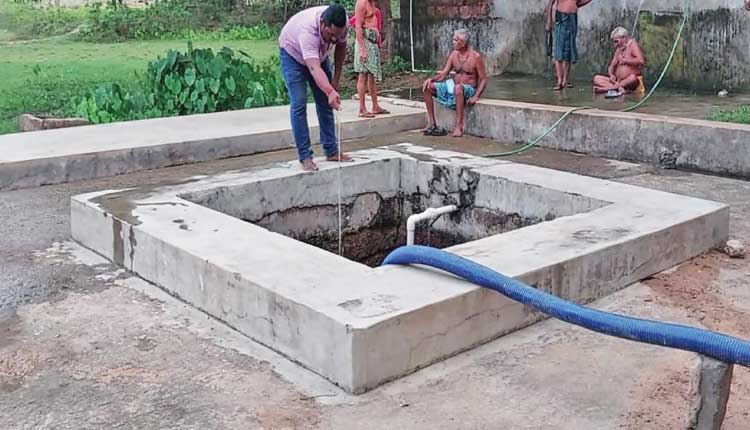 କାମାକ୍ଷାନଗର ସୋଗର ଗ୍ରାମର ଅଲୌକିକ ଝରଣ କୂଅ, ଯେତେ ପାଣି ନେଲେ ମଧ୍ୟ ସରେନହିଁ…