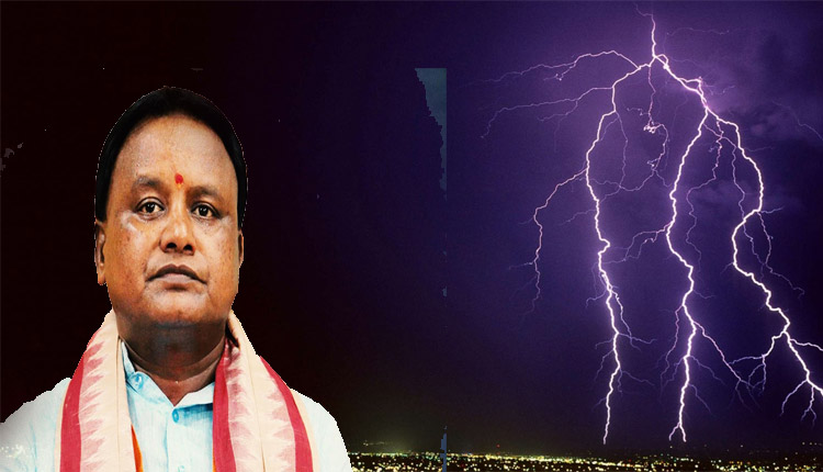 ବଜ୍ରପାତରେ ଆଜି ଦିନକରେ ୯ ଜଣଙ୍କ ମୃତ୍ୟୁ; ମୃତବ୍ୟକ୍ତିଙ୍କ ପରିବାରକୁ ୪ ଲକ୍ଷ ଟଙ୍କା ଲେଖାଏଁ ଅନୁକମ୍ପାମୁଳକ ସହାୟତା ଘୋଷଣା କଲେ ମୁଖ୍ୟମନ୍ତ୍ରୀ