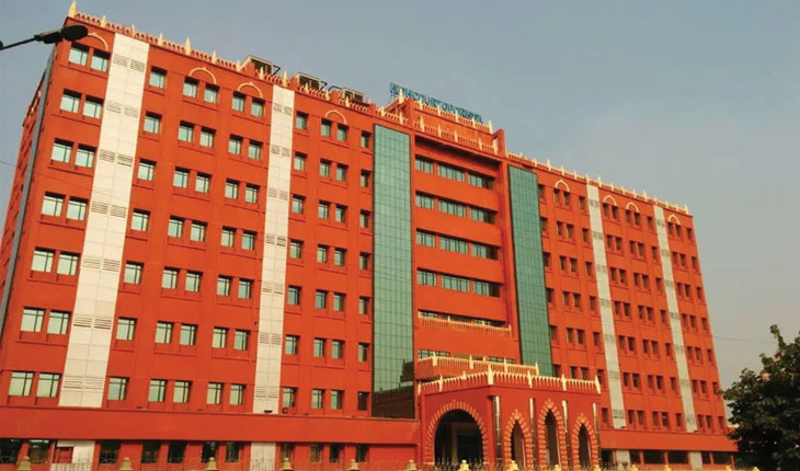 ଦଶହରା ଉତ୍ସବକୁ ନେଇ ହାଇକୋର୍ଟଙ୍କ କଡ଼ା ନିର୍ଦ୍ଦେଶ, ରାସ୍ତା ଉପରେ ତୋରଣ ନିର୍ମାଣକୁ ବାରଣ କଲେ ହାଇକୋର୍ଟ