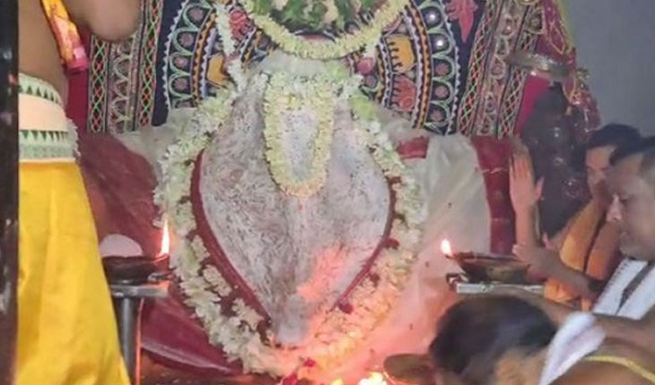 ଆସନ୍ତାକାଲି ଧବଳମୁଖୀ ବେଶରେ ଦର୍ଶନ ଦେବେ ମାଆ ସମଲେଶ୍ଵରୀ