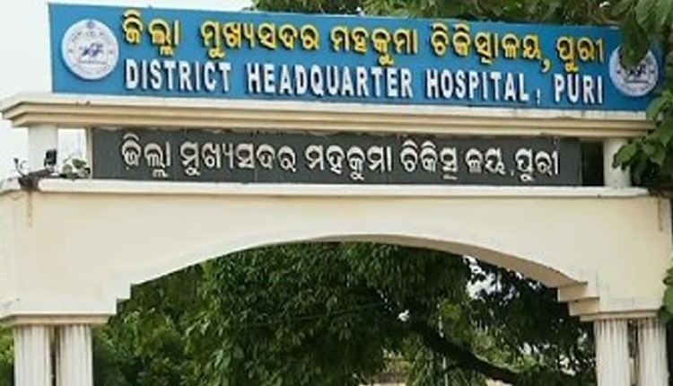 ପୁରୀ ଶ୍ରୀମନ୍ଦିର ପଶ୍ଚିମ ଦ୍ବାର ନିକଟରେ ସେବାୟତଙ୍କୁ ଭୁଜାଲିରେ ଆକ୍ରମଣ