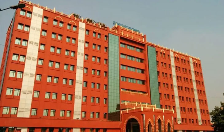 ଜୁନିୟର ଟିଚର ନିଯୁକ୍ତି ମାମଲା: ଖାଲି ପଡିଥିବା ୬ ହଜାର ଶିକ୍ଷକ ପଦବୀରେ ନିଯୁକ୍ତି ପାଇଁ ହାଇକୋର୍ଟଙ୍କ ନିର୍ଦ୍ଦେଶ