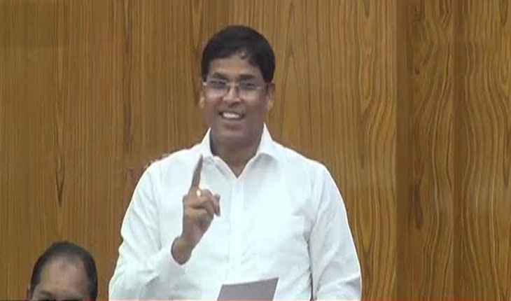 ବିଧାନସଭାରେ ମାହାଙ୍ଗା ପ୍ରସଙ୍ଗ ଉଠାଇଲେ ଅରୁଣ ସାହୁ: ନିର୍ବାଚିତ ପ୍ରତିନିଧିଙ୍କ ଉପରେ ଆକ୍ରମଣ ନିନ୍ଦନୀୟ, ରାଜ୍ୟରେ ଭୁଶୁଡ଼ିଛି ଆଇନ ଶୃଙ୍ଖଳା…