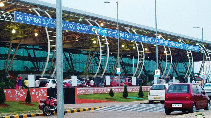 ଭୁବନେଶ୍ୱର ବିମାନବନ୍ଦରରୁ ୬ କୋଟି ଟଙ୍କାର ମାରିଜୁଆନା ଜବତ, ଦୁଇ ଅଟକ 