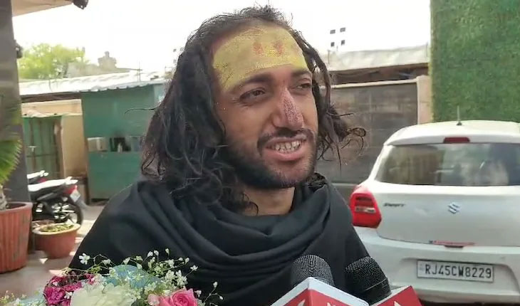 ଆଇଆଇଟି ବାବାଙ୍କୁ ଅଟକ ରଖିଲା ପୁଲିସ, ସୋସିଆଲ ମିଡିଆରେ ଦେଇଥିଲେ ଜୀବନ ହାରିବାର ଧମକ