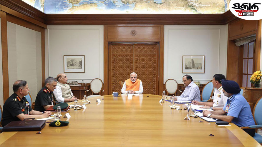ପ୍ରଧାନମନ୍ତ୍ରୀଙ୍କ ବାସଭବନରେ ଉଚ୍ଚସ୍ତରୀୟ ବୈଠକ : ପାକିସ୍ତାନ ଉପରେ ହୋଇପାରେ ବଡ଼ କାର୍ଯ୍ୟାନୁଷ୍ଠାନ