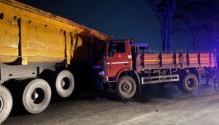 ମିନି ଟ୍ରକ୍କୁ ଧକ୍କା ଦେଲା ଟ୍ରଲର, ୧୩ ମୃତ