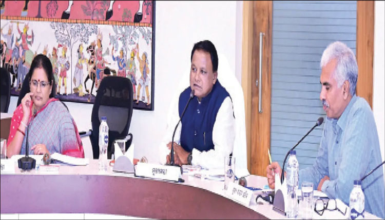 ରାଜ୍ୟ କ୍ୟାବିନେଟ୍‌ରେ ୯ଟି ବିଭାଗର ୧୨ ପ୍ରସ୍ତାବ ଉପରେ ବାଜିଲା ମୋହର, ପୁଲିସ ବିଭାଗର ସମସ୍ତ ପରୀକ୍ଷା ପାଇଁ ଗଠନ ହେଲା ଆୟୋଗ ...