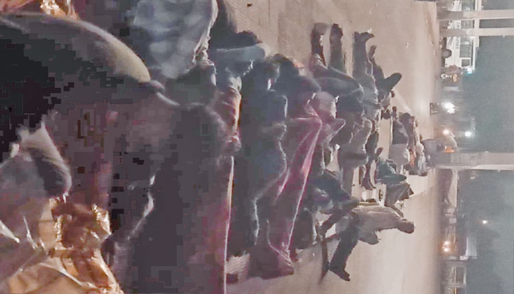 ଆଶ୍ରୟସ୍ଥଳୀରେ ଛଦ୍ମବେଶୀ; ରାସ୍ତାକଡ଼ରେ ନିରାଶ୍ରୟ