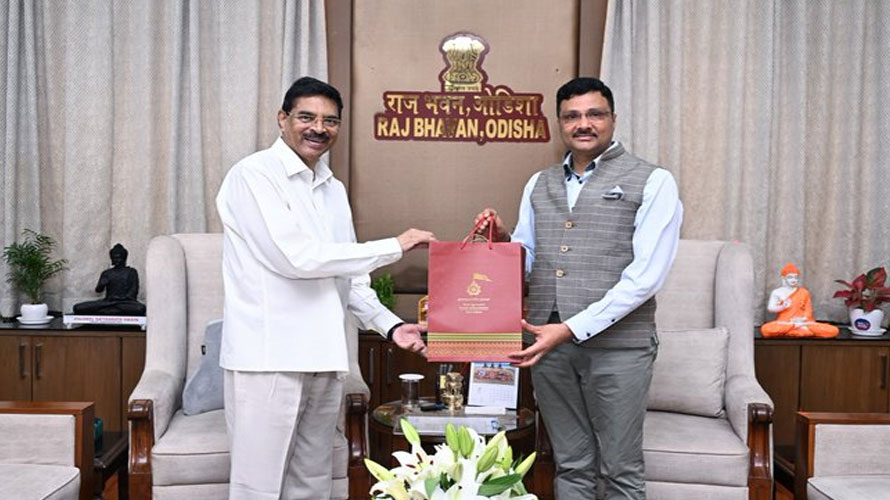 ରଥଯାତ୍ରା ପାଇଁ ରାଜ୍ୟପାଳଙ୍କୁ ନିମନ୍ତ୍ରଣ ଦେଲେ ଶ୍ରୀମନ୍ଦିର ମୁଖ୍ୟ ପ୍ରଶାସକ…