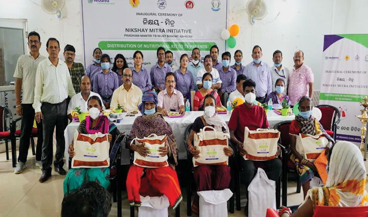 ‘ନିକ୍ଷୟ ମିତ୍ର’ କାର୍ଯ୍ୟକ୍ରମ: ସୁନ୍ଦରଗଡ଼ରେ ଯକ୍ଷ୍ମା ରୋଗୀଙ୍କୁ ବେଦାନ୍ତ ଆଲୁମିନିୟମ ପକ୍ଷରୁ ପୁଷ୍ଟିକର ସହାୟତା ପ୍ରଦାନ…