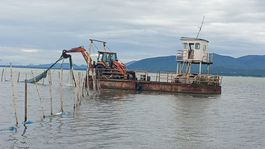 ଘନ କୁହୁଡ଼ି ପାଇଁ ଚିଲିକାରେ ଦିନ ୧୧ଟା ଯାଏଁ ଡଙ୍ଗା ଚଳାଚଳ ମନା, କଟକଣା ଲଗାଇଲେ ପୁରୀ ଜିଲ୍ଲାପାଳ