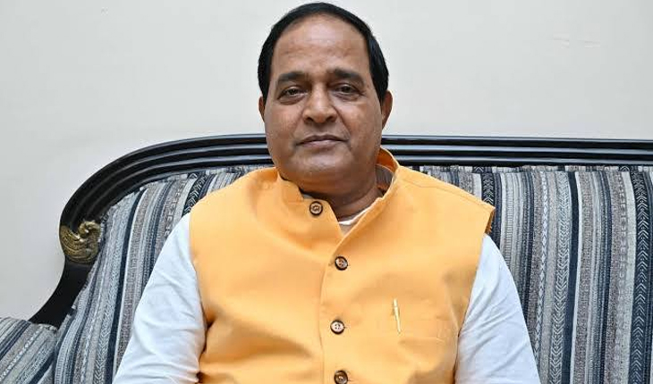 E-KYC କରିନଥିଲେ ଆସନ୍ତା ମାସରୁ ବନ୍ଦ ହେବ ଚାଉଳ: ଯୋଗାଣ ମନ୍ତ୍ରୀ କୃଷ୍ଣ ଚନ୍ଦ୍ର ପାତ୍ର