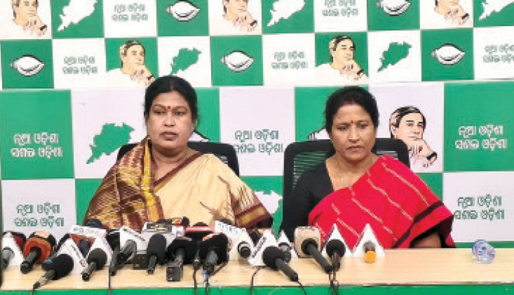 ନୂଆପଡ଼ାରେ ଜାଲିଆତି କରି ଜିତିଛି ବିଜେପି: ସ୍ନେହାଙ୍ଗିନୀ