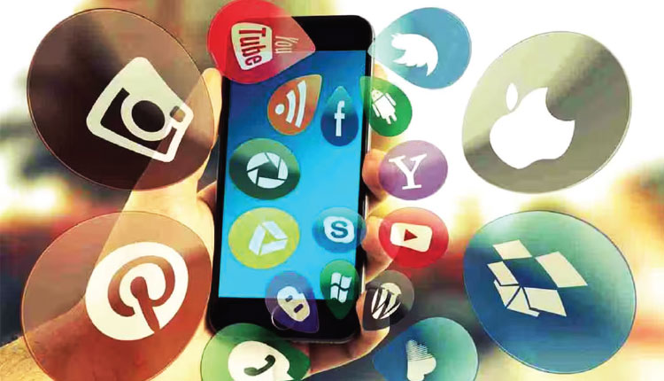 ଚୀନ୍‌ ଆଣିଲା ଇନ୍‌ଫ୍ଲୁଏନ୍ସର୍‌ଙ୍କ ପାଇଁ ନୂଆ ନିୟମ: ସାମାଜିକ ଗଣମାଧ୍ୟମରେ କହିବା ପାଇଁ ଡିଗ୍ରୀ ରହିବା ନିହାତି ଆବଶ୍ୟକ