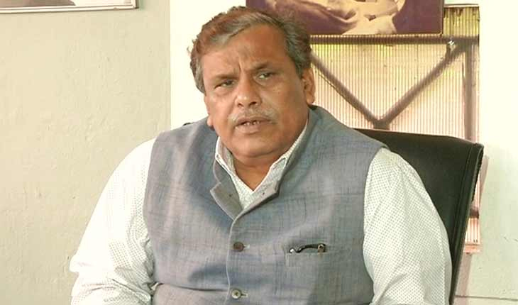 ନୂଆପଡା ଉପନିର୍ବାଚନ; 'ଭୋଟ କେନ୍ଦ୍ର ବାହାରେ ଟଙ୍କା ବାଣ୍ଟୁଛି ଶାସକ ଦଳ, ଅଫିସର ଶାସକ ଦଳକୁ ଭୋଟ ଦେବାକୁ ବାଧ୍ୟ କରୁଛି'