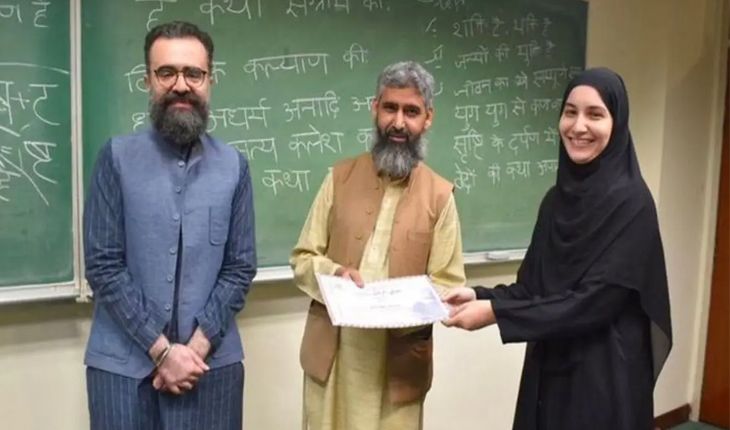 Sanskrit Returns to Pakistan: ଲାହୋରରେ ପଢ଼ାଯିବ ସଂସ୍କୃତ, ପାଠ୍ୟକ୍ରମରେ ସାମିଲ ହେଲା ଗୀତା ଓ ମହାଭାରତ...