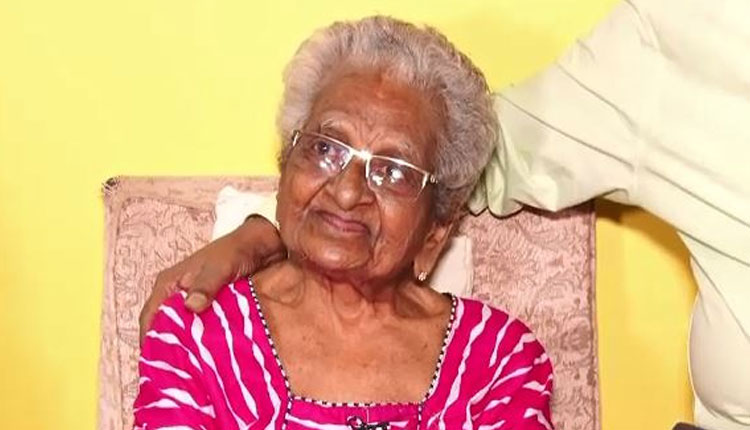 ନିଜ ଜନ୍ମ ଦିନକୁ ସ୍ମରଣୀୟ କରିବାକୁ ଭୁବନେଶ୍ୱର ଏମ୍‌ସକୁ ୩ କୋଟି ୪୦ ଲକ୍ଷ ଟଙ୍କା ଦାନ କରିବେ ପ୍ରଫେସର ଲକ୍ଷ୍ମୀ ବାଇ