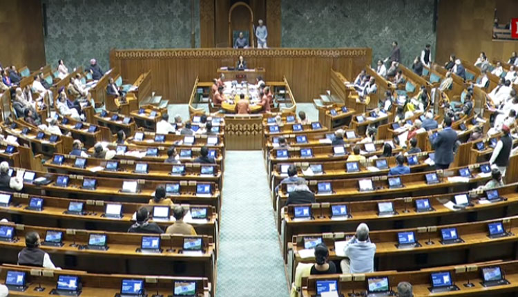 ବିରୋଧୀଙ୍କ ହଟ୍ଟଗୋଳ ଭିତରେ ଲୋକସଭାରେ ପାରିତ ହେଲା VB-G RAM-G ବିଲ୍‌