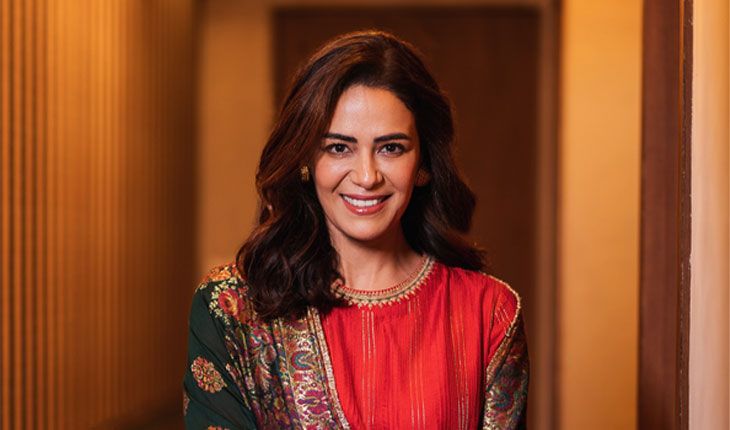 'ପରଦାରେ କାହିଁକି ବୁଢ଼ୀ ଦେଖାଯାଉଛ?' ଟ୍ରୋଲରଙ୍କୁ ମୋନା ସିଂହଙ୍କ କଡ଼ା ଜବାବ, ଖୋଲିଲେ ଇଣ୍ଡଷ୍ଟ୍ରିର ପୋଲ୍