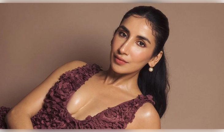 ପାରୁଲ୍ ଗୁଲାଟିଙ୍କ ପାଇଁ 'ଡବଲ୍ ବୋନସ୍': ପୁଣି ପ୍ରେକ୍ଷାଳୟକୁ ଫେରୁଛି 'କିସ୍ କିସକୋ ପ୍ୟାର୍ କରୁଁ ୨'