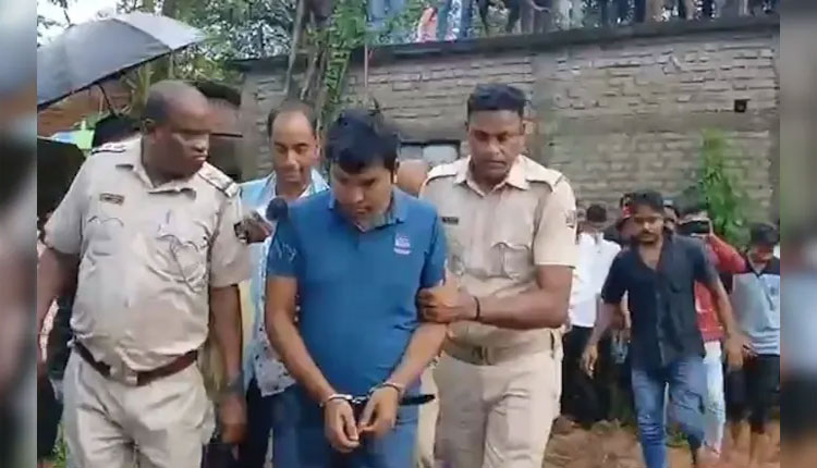 ଅପର୍ଣ୍ଣା ପ୍ରିୟଦର୍ଶିନୀ ହତ୍ୟା ଘଟଣା: ଦୀପକ ରାଉତକୁ ରିମାଣ୍ଡରେ ନେଲା ପୋଲିସ