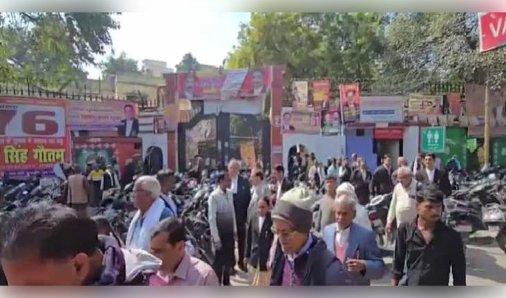 ବାରଣାସୀ କୋର୍ଟକୁ ବୋମାରେ ଉଡ଼ାଇ ଦେବାକୁ ଧମକ, ଜିଲ୍ଲା ଜଜ୍‌ଙ୍କୁ ମିଳିଲା ଇ-ମେଲ୍; କ୍ୟାମ୍ପସ ଖାଲି