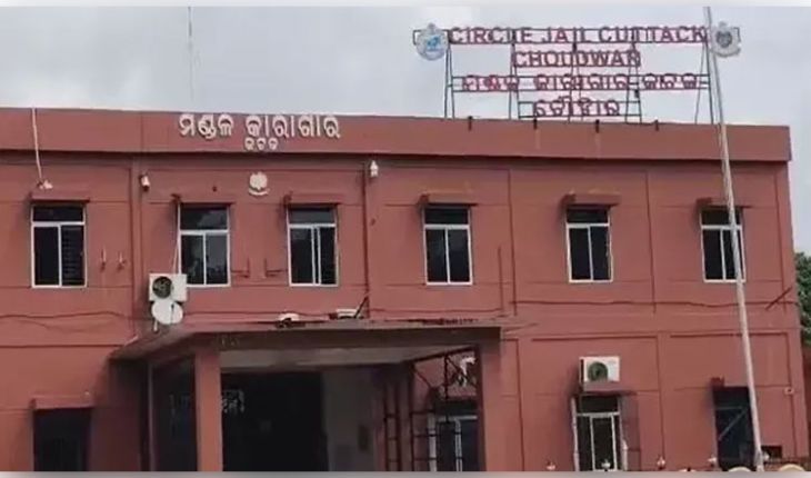 ଚୌଦ୍ବାର ଜେଲ୍‌ରୁ ଚମ୍ପଟ୍‌ ମାରିଥିବା କଏଦୀ ଗିରଫ, ଉତ୍ତର ପ୍ରଦେଶରୁ ଜଣକୁ ଗିରଫ କଲା କମିଶନରେଟ୍‌ ପୋଲିସ