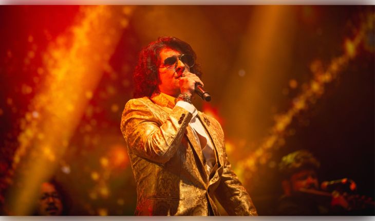 ଲାଇଭ୍ କନ୍ସର୍ଟରେ ହଜିଗଲା ପିଲା, ଗୀତ ଗାଇ ପରିବାର ସହ ଭେଟାଇଲେ ସୋନୁ ନିଗମ; ଭିଡିଓ ଭାଇରାଲ