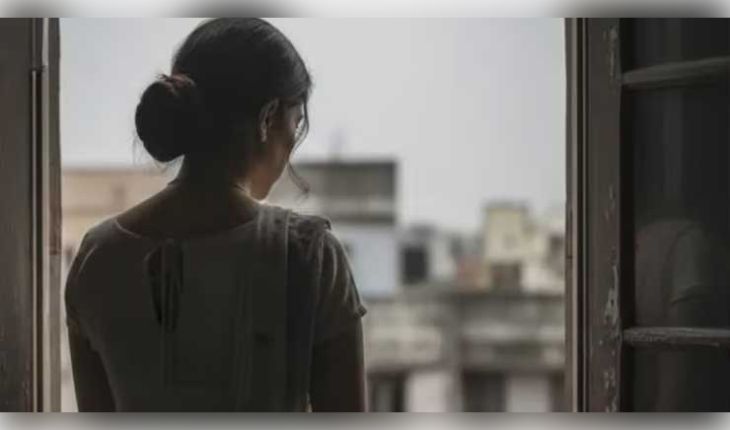 ଭୋପାଳରେ ଘର ବାହାରୁ ମହିଳାଙ୍କ ରକ୍ତ ଜୁଡୁବୁଡୁ ମୃତଦେହ ଉଦ୍ଧାର; ରାତିରେ ମୋବାଇଲକୁ ନେଇ ହୋଇଥିଲା ଝଗଡ଼ା