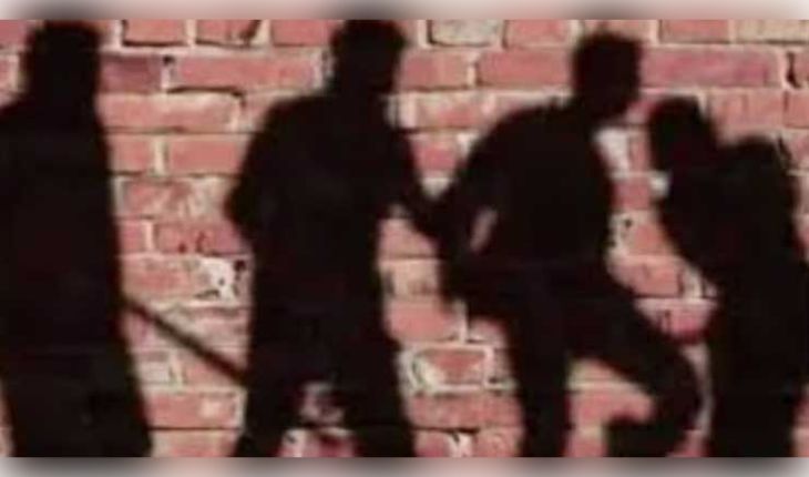 ୫୦ ହଜାର ଟଙ୍କା ପାଇଁ ଆଦିବାସୀ ଯୁବକଙ୍କୁ ଗଛରେ ଓଲଟା ଟାଙ୍ଗି ମାଡ଼ ମାରିଲେ ଇଟାଭାଟି ମାଲିକ, କ୍ଷତ ସ୍ଥାନରେ ଲଗାଇଲେ ଲଙ୍କାଗୁଣ୍ଡ