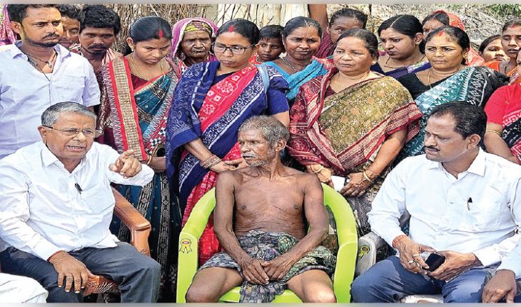 ଟଙ୍କା ପାଇଁ ବ୍ୟାଙ୍କରେ କଙ୍କାଳ ରଖିବା ଘଟଣା: ଜିତୁ ମୁଣ୍ଡାଙ୍କୁ ଭେଟିଲା ବିଜେଡି ଫ୍ୟାକ୍ଟ ଫାଇଣ୍ଡିଂ ଟିମ୍