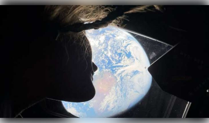 କ୍ରିଷ୍ଟିନା କୋଚ୍‌ଙ୍କ ପ୍ରେରଣାଦାୟୀ ବାର୍ତ୍ତା: 'ଯେଉଁ କାମ ଆପଣଙ୍କୁ ଭୟଭୀତ କରେ, ତାହାକୁ ନିଶ୍ଚୟ କରନ୍ତୁ'