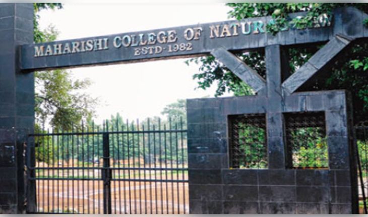 ଇଣ୍ଟର୍ନସିପ୍ କରାଇଦେବାକୁ ନେଇ ଜୋର୍ ଜବରଦସ୍ତି ଟଙ୍କା ଆଦାୟ କରୁଛନ୍ତି କଲେଜ କର୍ତ୍ତୃପକ୍ଷ