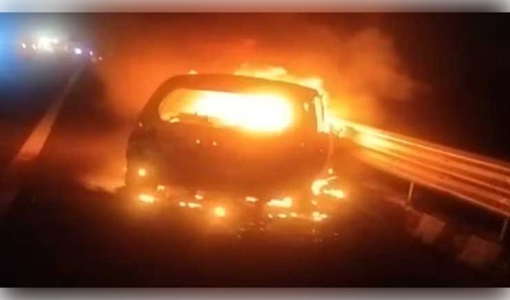 ଦିଲ୍ଲୀ-ମୁମ୍ବାଇ ଏକ୍ସପ୍ରେସୱେରେ ହୁତୁହୁତୁ ହୋଇ ଜଳିଗଲା କାର: ବୈଷ୍ଣୋଦେବୀରୁ ଫେରୁଥିବା ୫ ଜଣ ଜୀବନ୍ତ ଦଗ୍ଧ