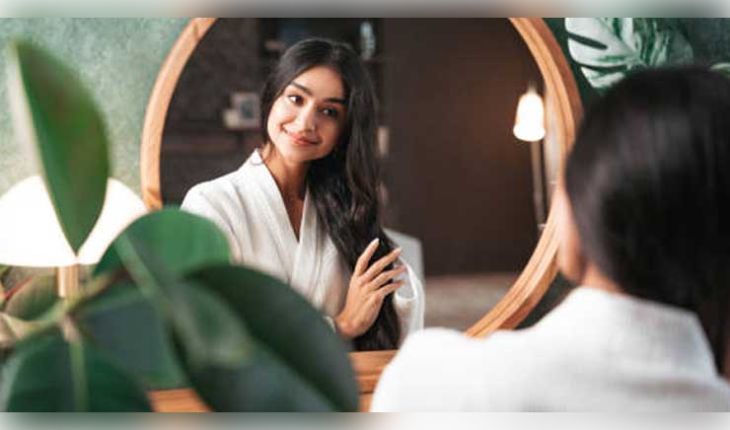 ସକାଳୁ ଉଠିବା ମାତ୍ରେ ଆଇନା ଦେଖୁଛନ୍ତି କି? ସାବଧାନ, ଖାଲି ହୋଇପାରେ ଆପଣଙ୍କ ତିଜୋରି