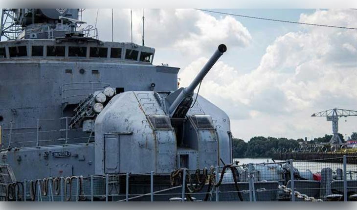 ହରମୁଜ୍ ପ୍ରଣାଳୀରୁ ଇରାନର ବାରୁଦ ସୁଡ଼ଙ୍ଗ ହଟାଇବ ଆମେରିକା: ଜାଣନ୍ତୁ କିପରି କାମ କରେ ମାଇନସ୍ୱିପର୍